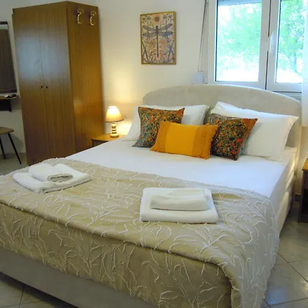 Chrysiis Apartment *