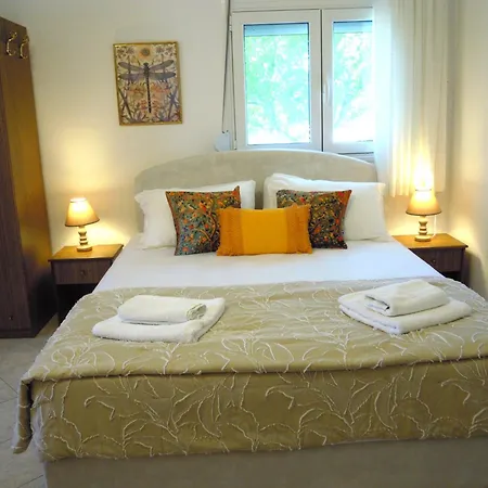 Chrysiis Apartment *