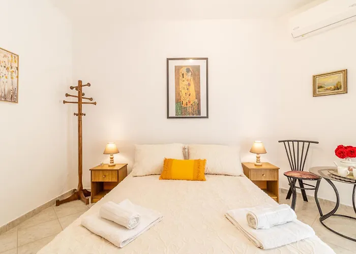 Apartman Chrysiis *